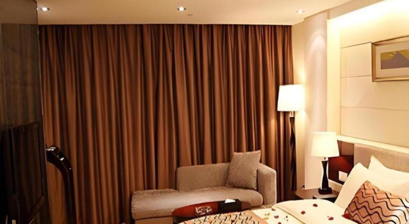 Fortune Hotel Lungjan Kültér fotó